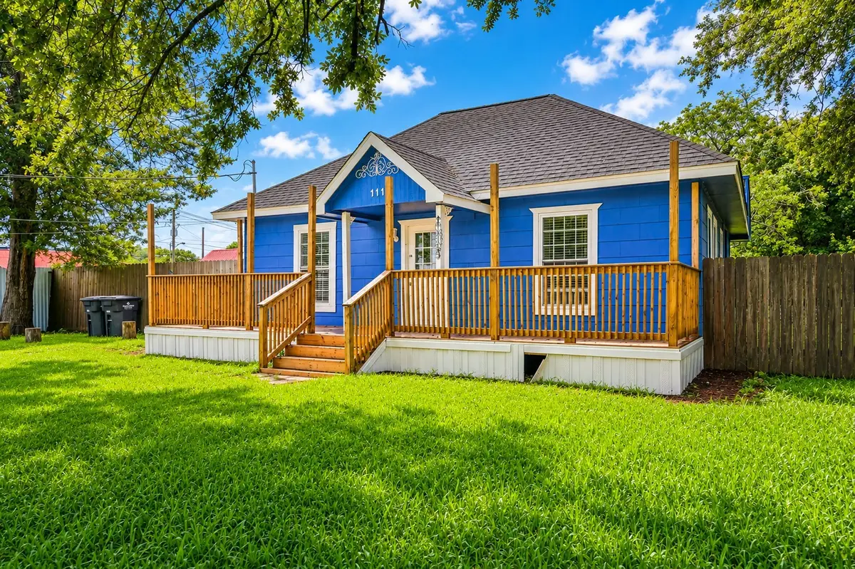 111 E Southland Avenue, Alvin, TX 77511 - #1