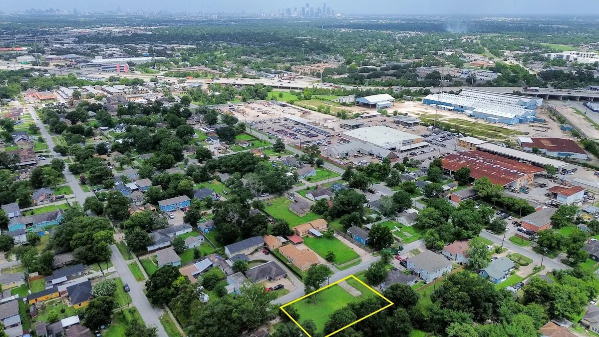 2825 Iola Street, Houston, TX 77017 - #1