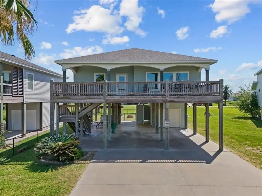 956 Townsend, Crystal Beach, TX 77650 - #2