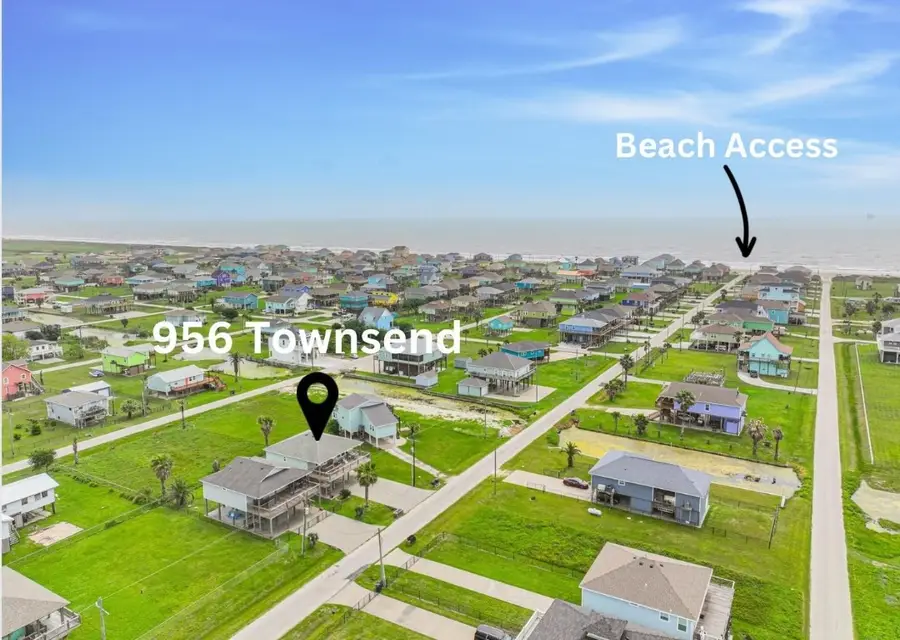 956 Townsend, Crystal Beach, TX 77650 - #3