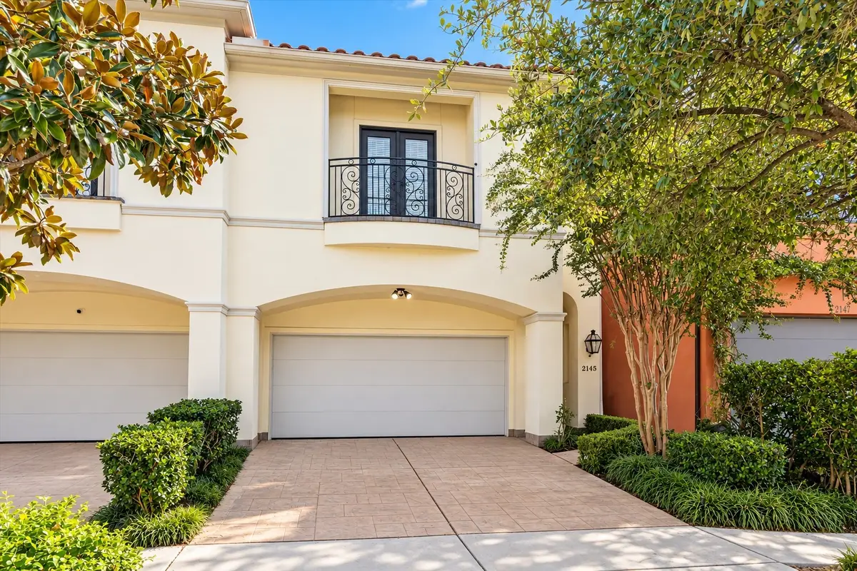 2145 Fairview Avenue, Houston, TX 77019 - #1