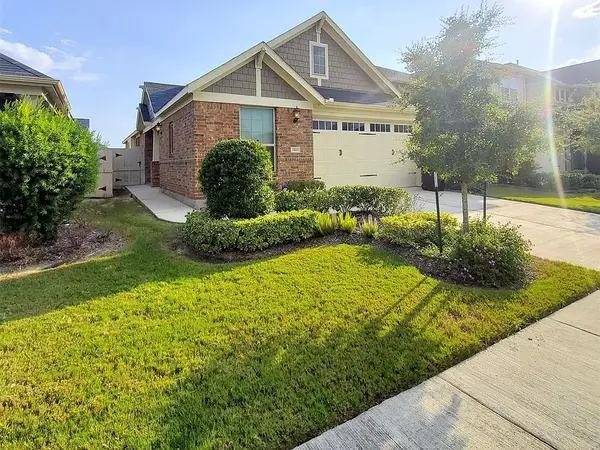 1605 Summer City Dr, Houston, TX 77047