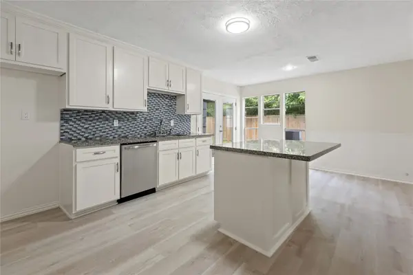 4103 Fuqua Street, Bacliff, TX 77518