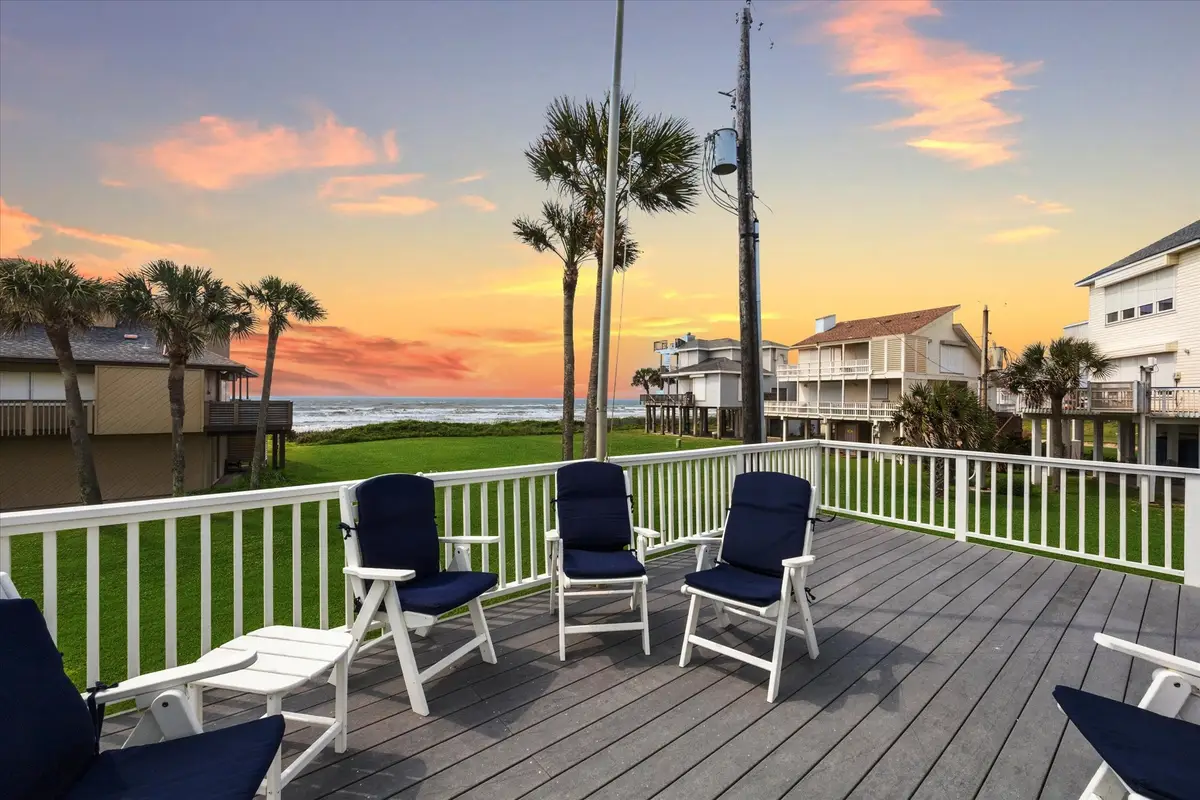 4211 Long Tom Ct, Galveston, TX 77554 - #1