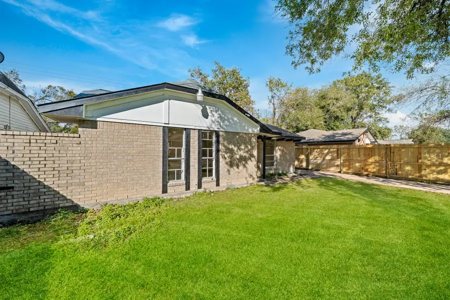 11059 Vailview Drive, Houston, TX 77016 - Image #3