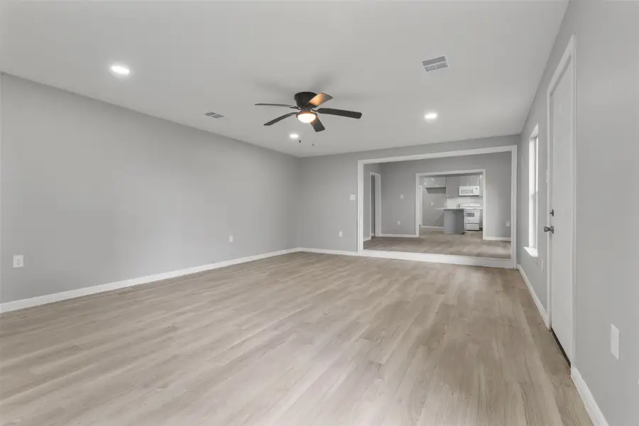 660 Redwood Street, Kountze, TX 77625 - Image #2