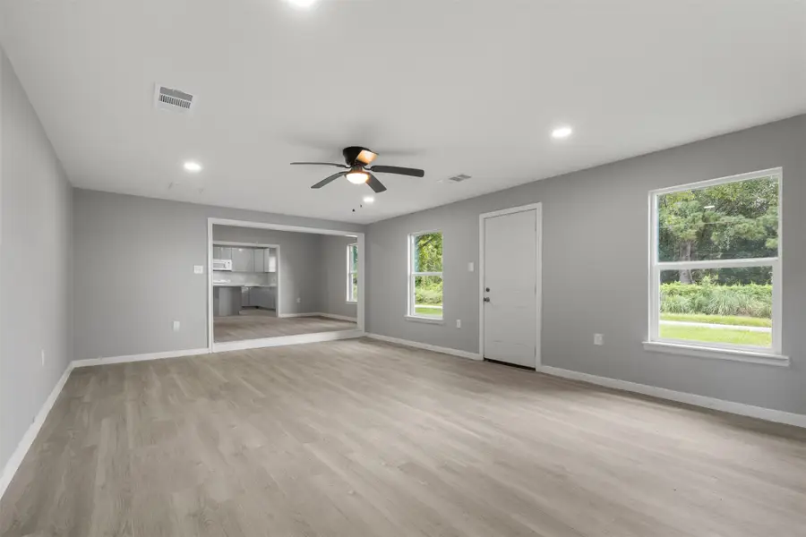 660 Redwood Street, Kountze, TX 77625 - Image #3