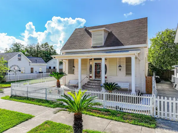 3401 Ursuline Street, Galveston, TX 77550