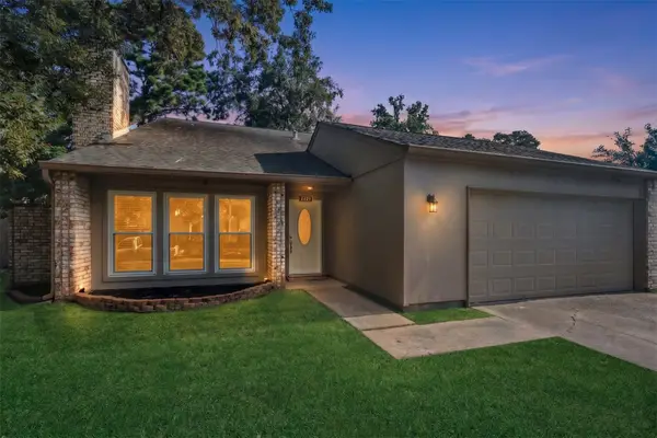 3223 Holly Green Drive, Kingwood, TX 77339