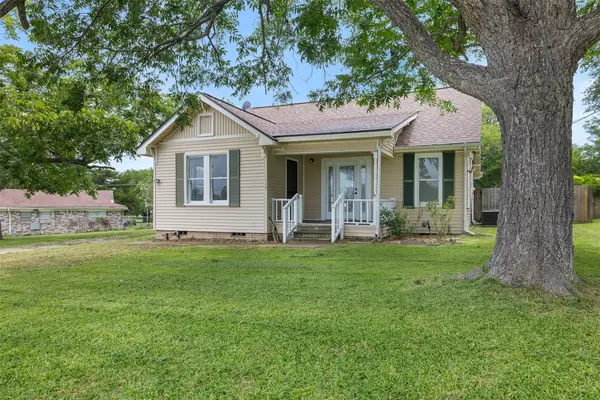 709 Burleson Street, Brenham, TX 77833