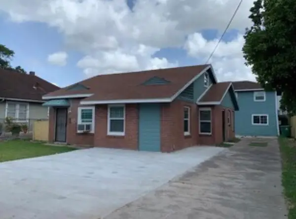 207 Frawley Street, Houston, TX 77009