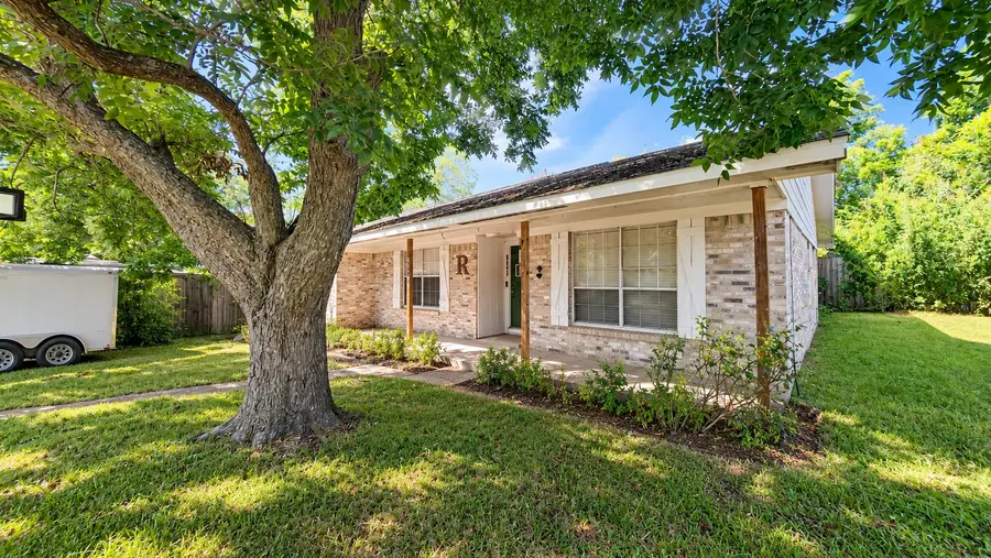 1008 Shadow Circle, League City, MS 77573 - #2