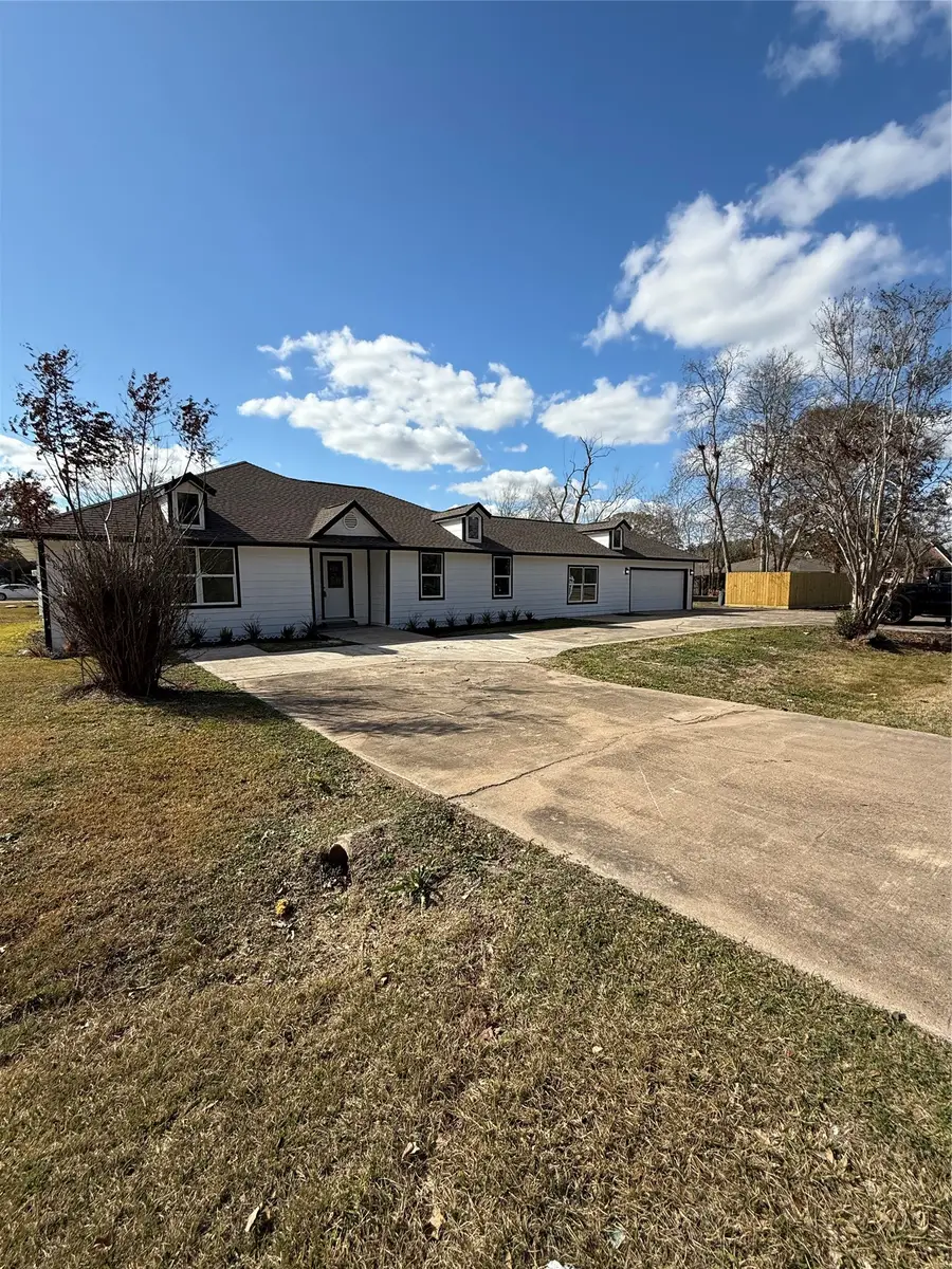 1214 Main Street, Alvin, TX 77511 - #3