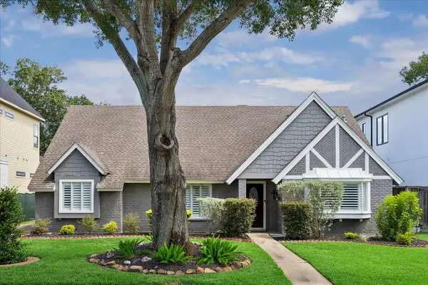 12510 Woodthorpe Lane, Houston, TX 77024