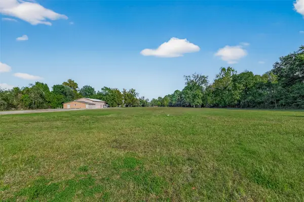 1416 Gears Road, Houston, TX 77067