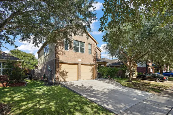 5818 Kenwood, Missouri City, TX 77459