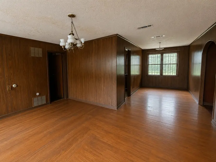5838 Doolittle Boulevard, Houston, TX 77033 - #3
