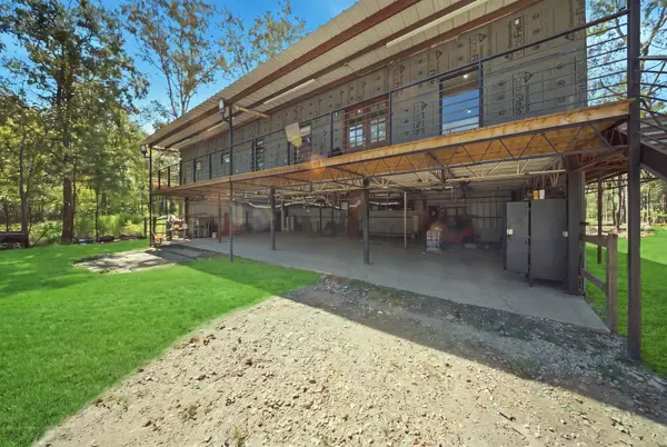1958 County Road 638, Dayton, TX 77535