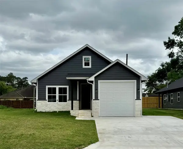 865 Dundee Street, Vidor, TX 77662