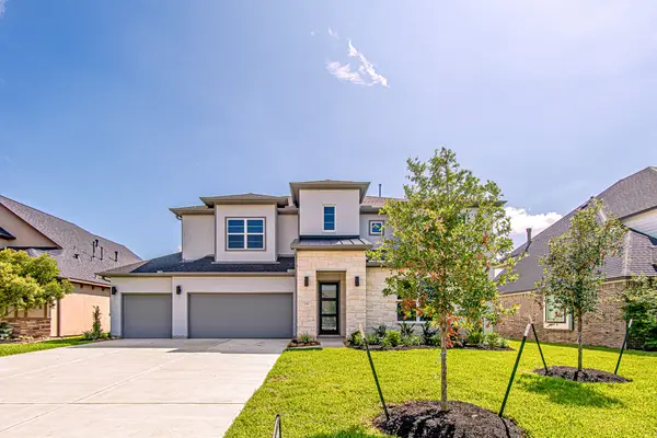 220 Waterstone Drive, Montgomery, TX 77356