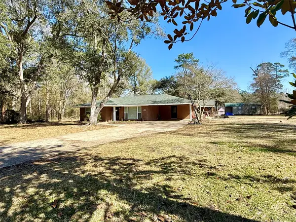 410 Lee Lane, Vidor, TX 77662
