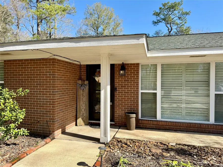 410 Lee Lane, Vidor, TX 77662 - #3