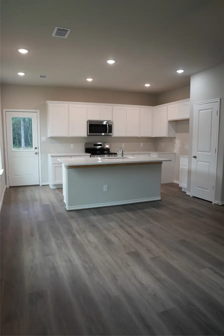 1571 Belton Lane, Anahuac, TX 77514 - #2