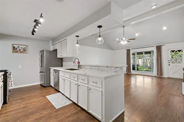 4302 Seneca Street, Pasadena, TX 77504