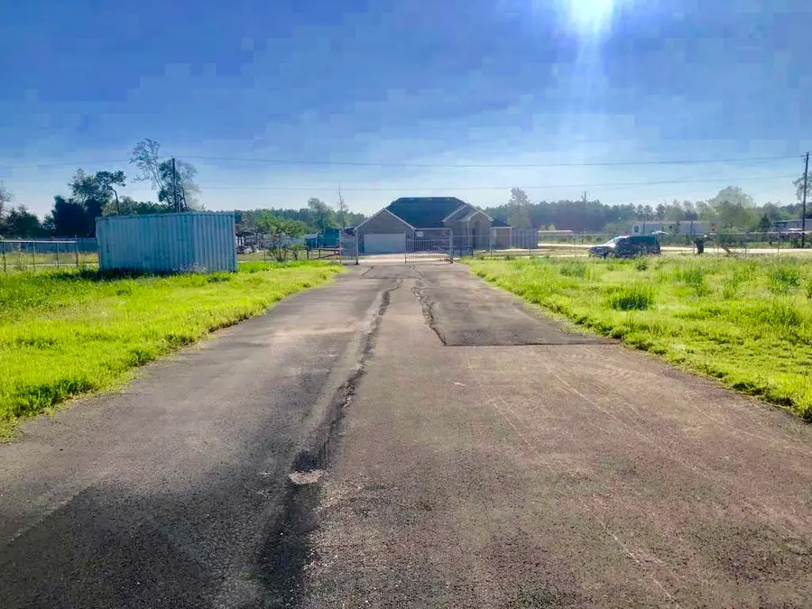 275 County Road 5022, Cleveland, TX 77327 - #3