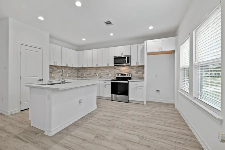 5430 Heron Drive, Houston, TX 77033 - #3