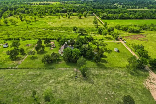 2325 Skrivanek Road, San Felipe, TX 77474
