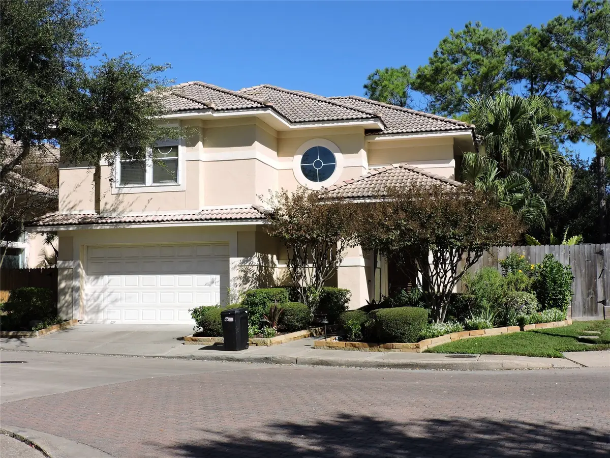 301 Harborside Circle, Kemah, TX 77565 - Image #1