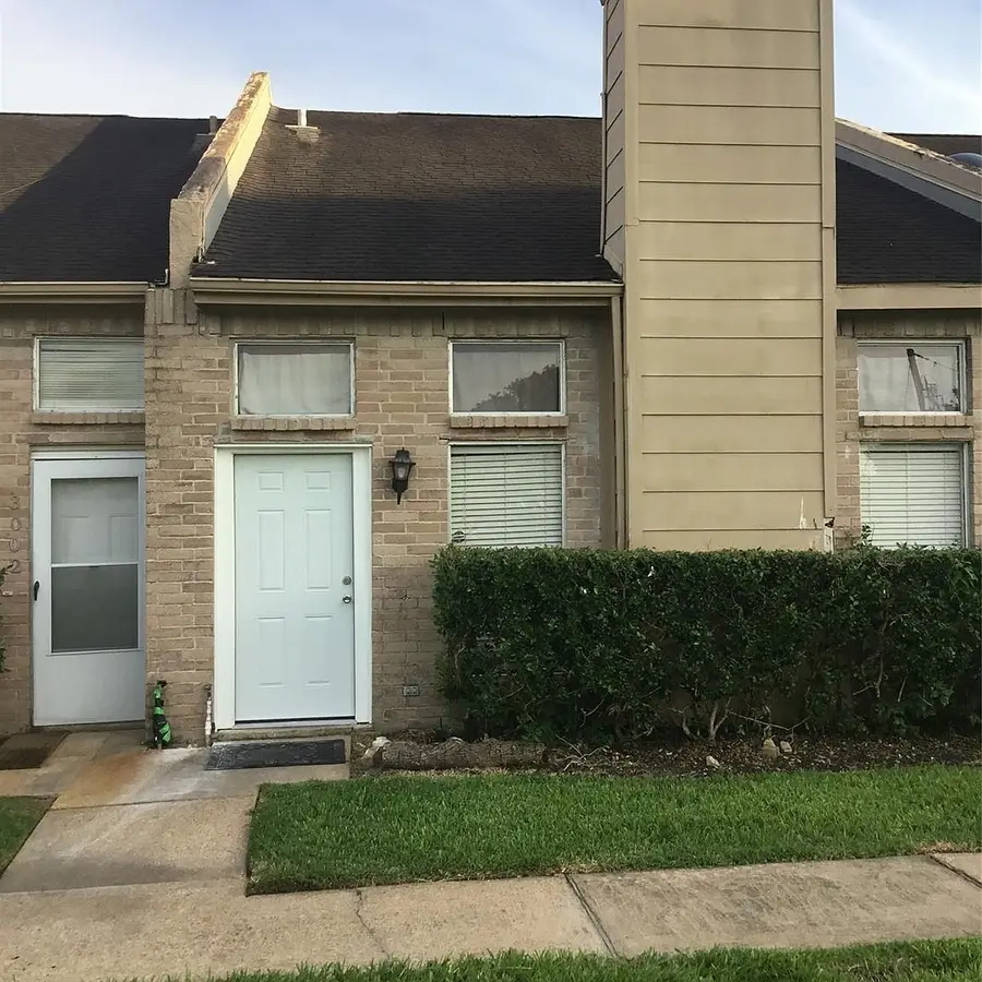 3004 Creekview Drive, Missouri City, TX 77459 - #2