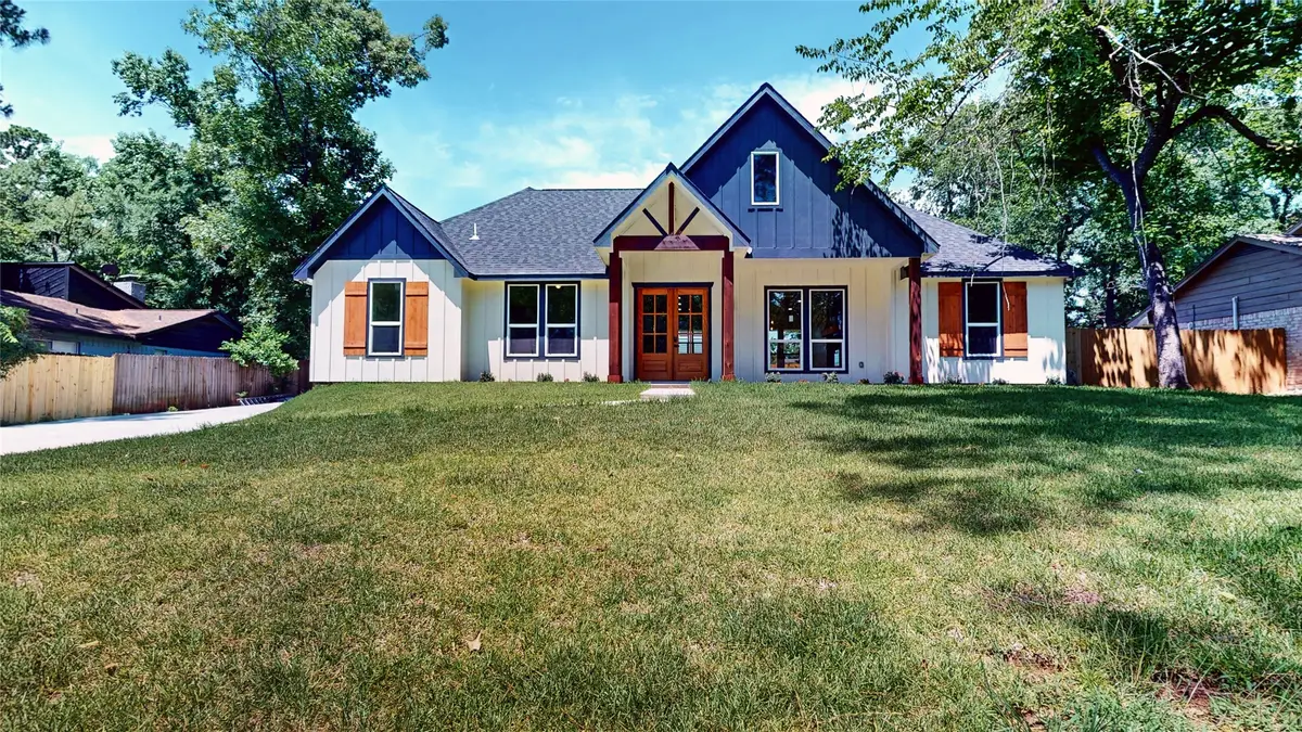 462 Carriage Trail, Conroe, TX 77316 - #1