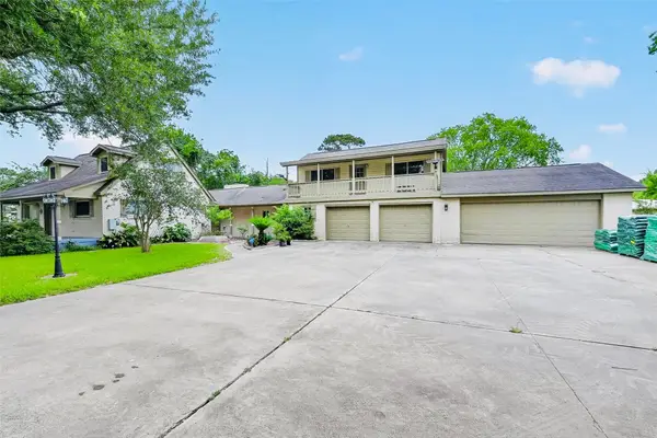 17125 County Road 127, Pearland, TX 77581