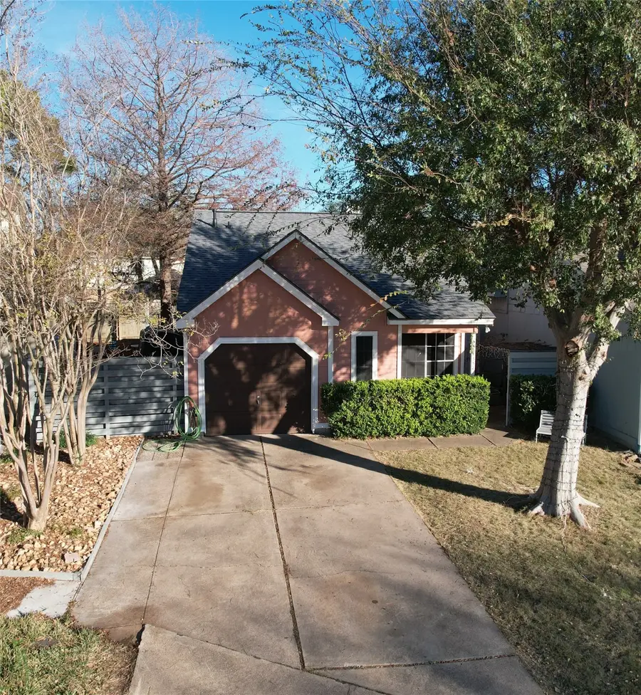 11552 Springshire Drive, Houston, TX 77066 - Image #2