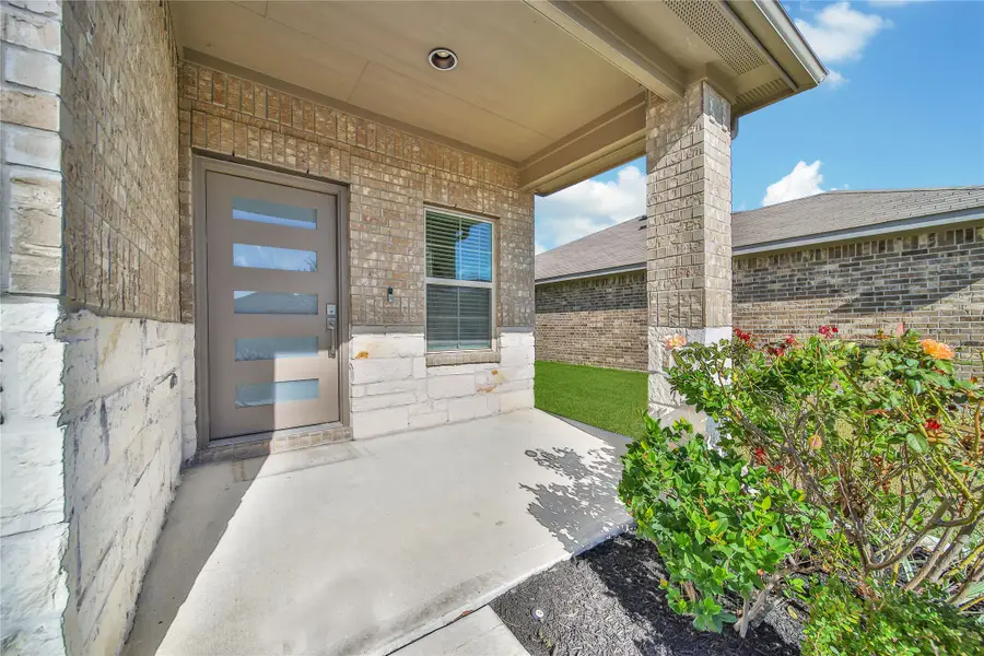 2415 Sutton Hollow Court, Spring, TX 77373 - Image #3