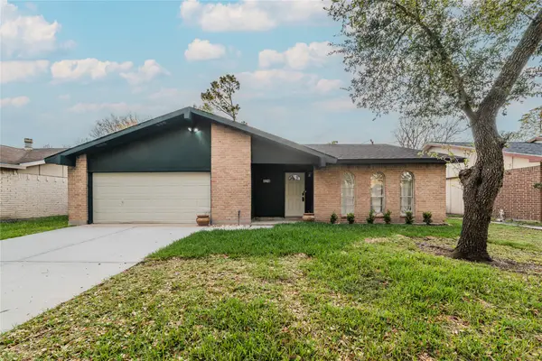 2210 Stillmeadow Drive, Missouri City, TX 77489