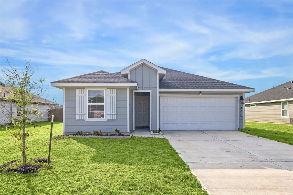 2044 Woodlark Way, Sealy, TX 77474 - #1