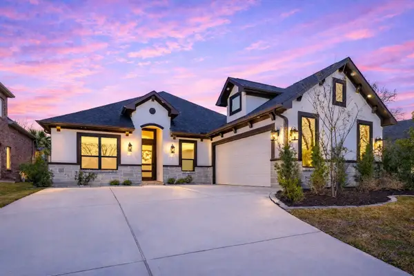 87 Waterford Way, Montgomery, TX 77356