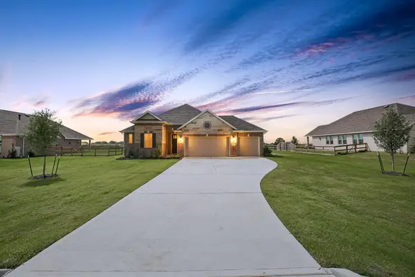 504 Cane Crossing Lake Drive, Sealy, TX 77474
