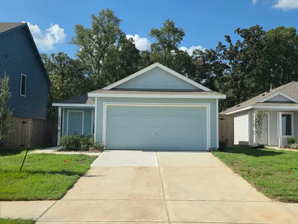 15434 Glinton Farm Lane, Conroe, TX 77303