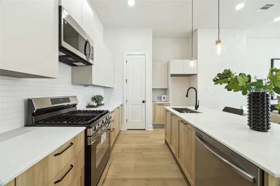 3911B Tulane Street, Houston, TX 77018 - Image #2