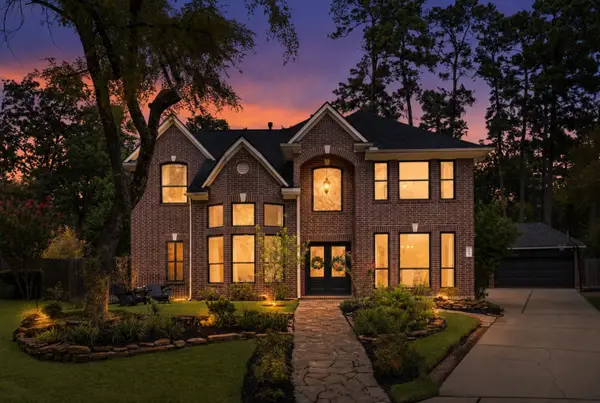 14 Snowbell Place, The Woodlands, TX 77381