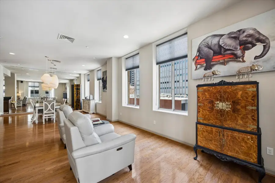 914 Main Street #801, Houston, TX 77002 - #3