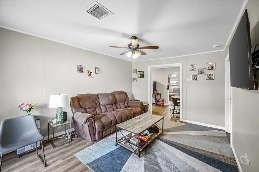 705 Akers Street, Angleton, TX 77515 - #3