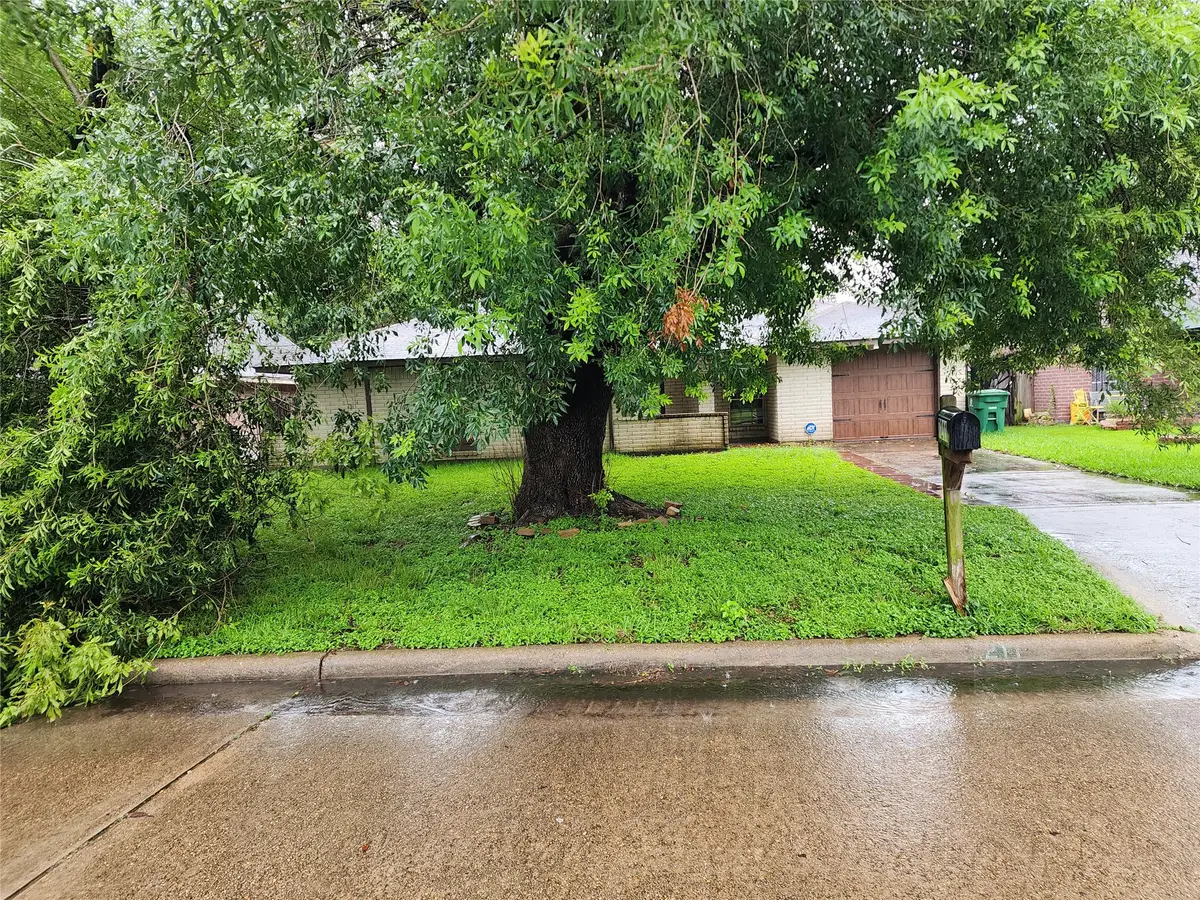 7211 Log View Drive, Houston, TX 77040 - #1