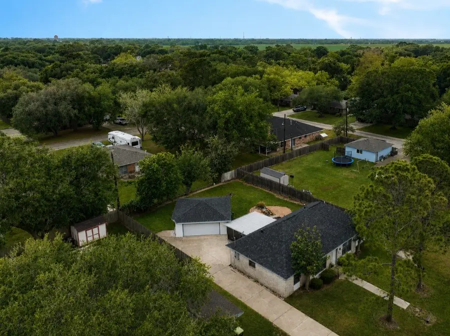 1710 Longhorn Avenue, Bay City, TX 77414 - #3