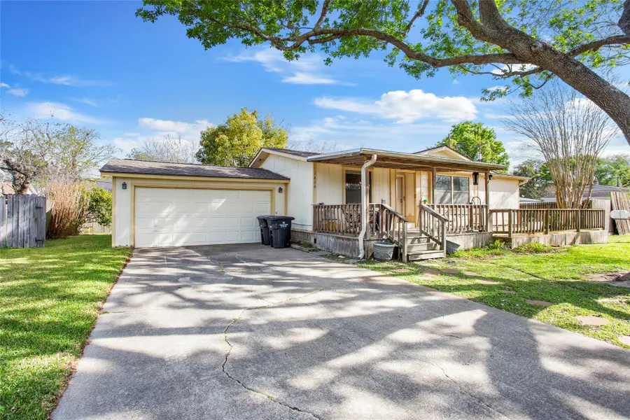 1616 Casa Court, Alvin, TX 77511 - #3