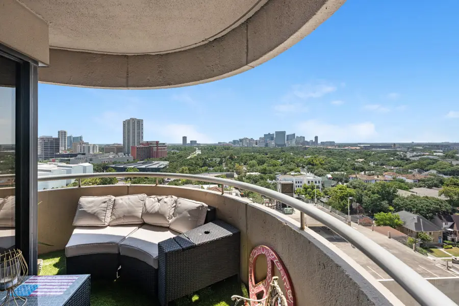 5000 Montrose Boulevard #15C, Houston, TX 77006 - #3